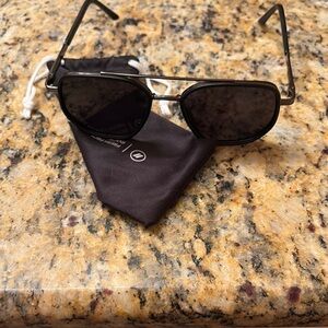 Classic Black Aviator Sunglasses with Double Bridge